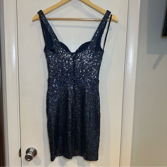 B. Darlin Navy Sequin Sweatheart Homecoming Mini Dress. Size: 3/4. - Picture 6 of 9